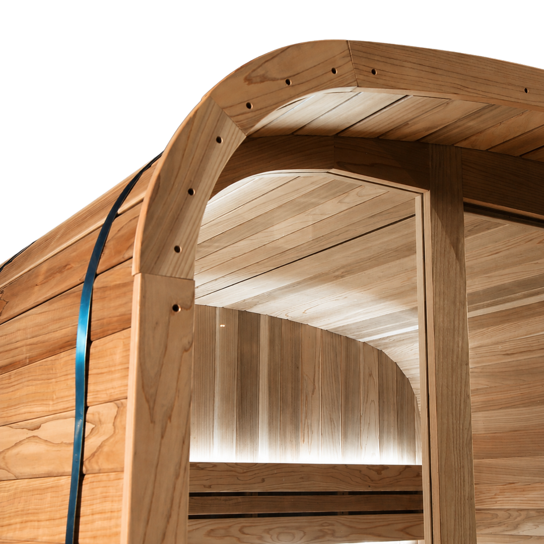 Peak Stirling Glass Outdoor Traditional Sauna corner join close up view