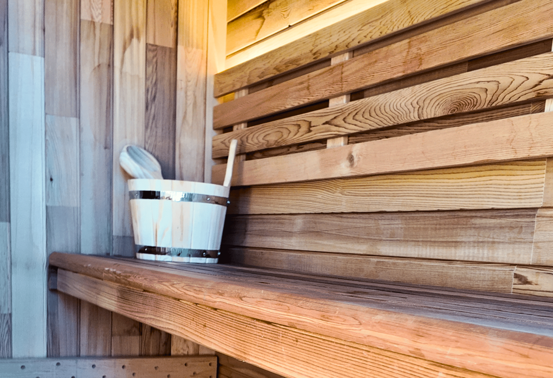 close-up shot of timber material used in the stirling sauna by peak sauna and ice in melbourne